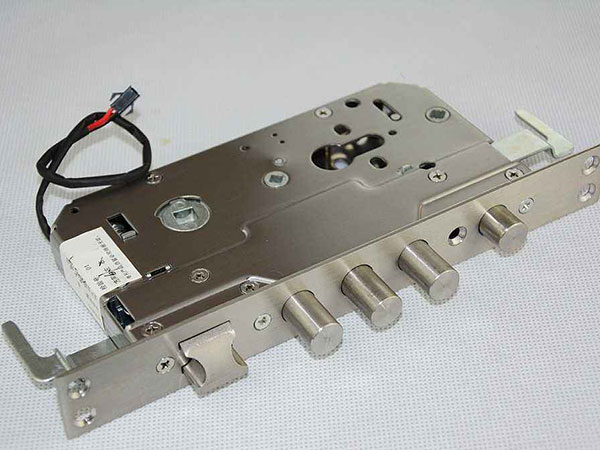 泰山24小时上门开锁公司